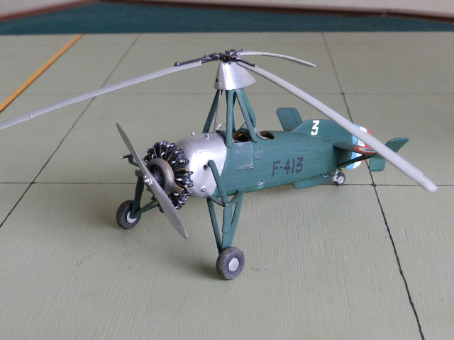 Léo 30 injecté HITECH  1/48 Ps7kph