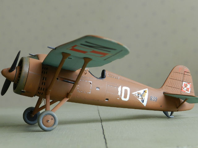 PZL 11  maquette spécial hobby  ( montage Général FP ) 1/48 Qtfoh0