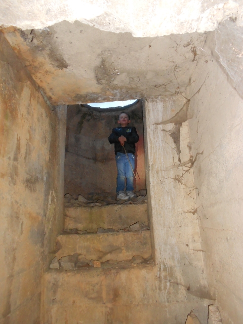 courbessac - Bunker commandement d'aérodrome : Nîmes - Courbessac (30) Br2gf1