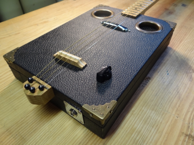 César Box n°4 Black Tolex Pg3jbb