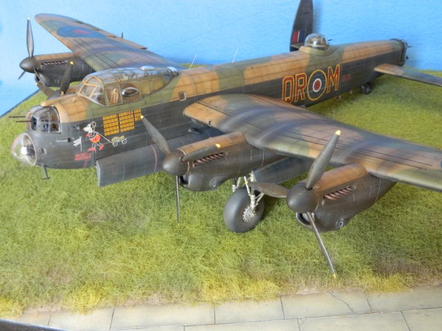 LANCASTER Mk III. Tamiya 1/48. - Page 15 2gp230