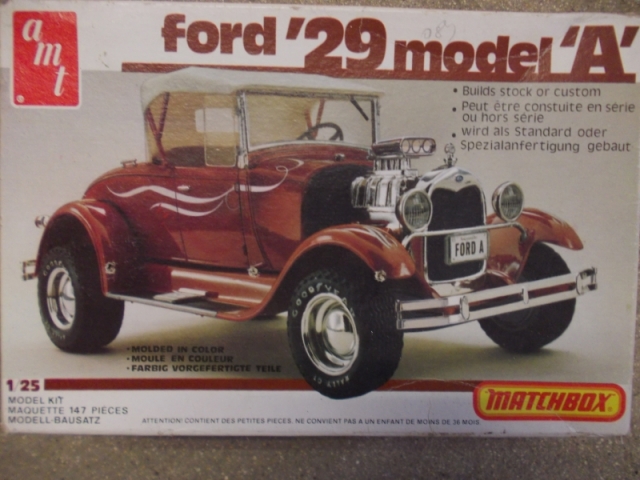 Vends Maquette Ford A roadster 1929 AMT 1/25 U7gms0