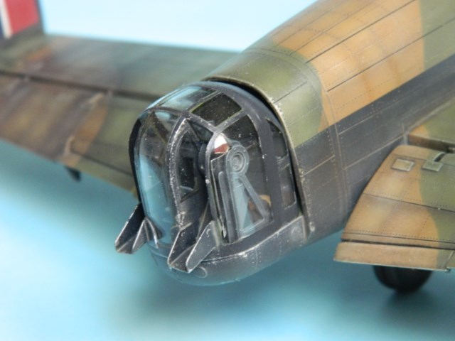 LANCASTER Mk III. Tamiya 1/48. - Page 14 J59oeo