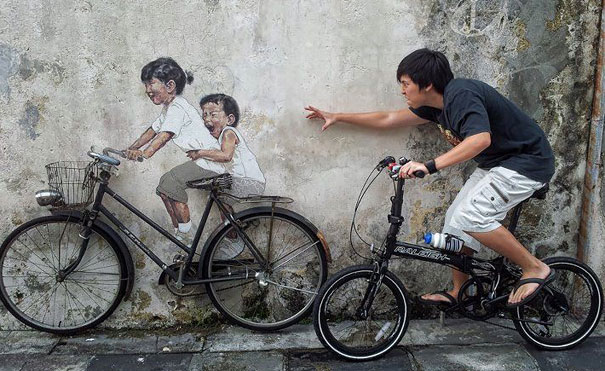 Zid kao inspiracija - Page 9 Street-art-ernest-zacharevic-2