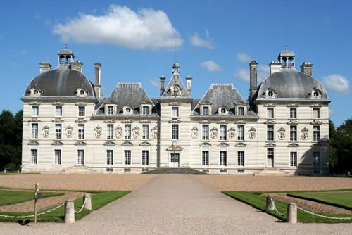 Замъка на Стихоплетецът Cheverny_france