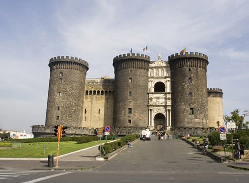 Замъкът "Нуово" Nuovo-castle