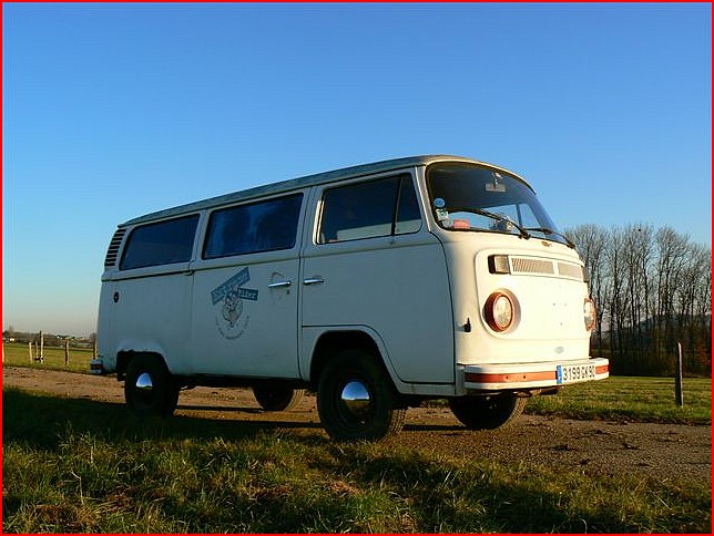 COMBI 9 PLACES 1976 AMENAGE CAMPING ( vds/ech ) P1060820