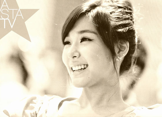 [FANYISM] [VER 4] Eye Smile(¯`'•.¸ Hoàng Mĩ Anh ¸.•'´¯) ♫ ♪ ♥ Tiffany Hwang ♫ ♪ ♥ Ngơ House Tiffany-asta-1