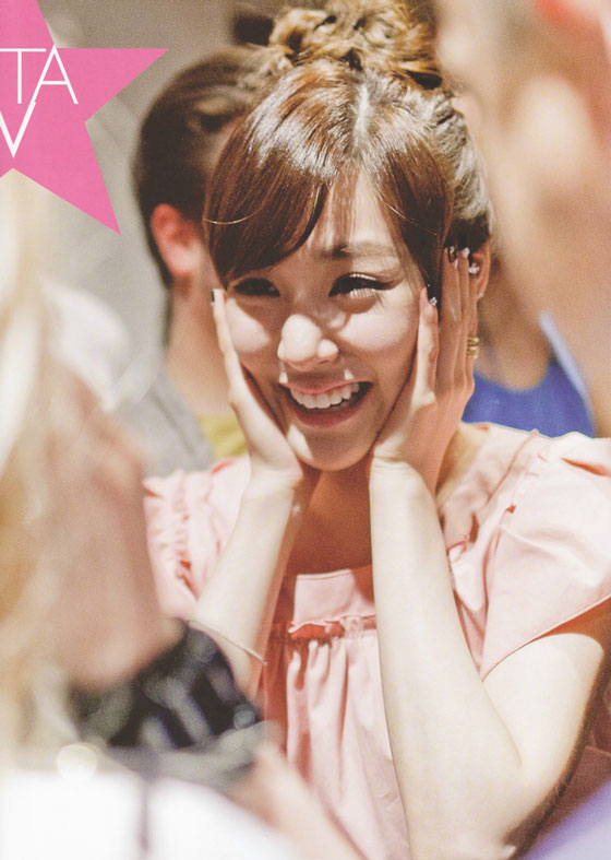 [FANYISM] [VER 4] Eye Smile(¯`'•.¸ Hoàng Mĩ Anh ¸.•'´¯) ♫ ♪ ♥ Tiffany Hwang ♫ ♪ ♥ Ngơ House Tiffany-asta-5