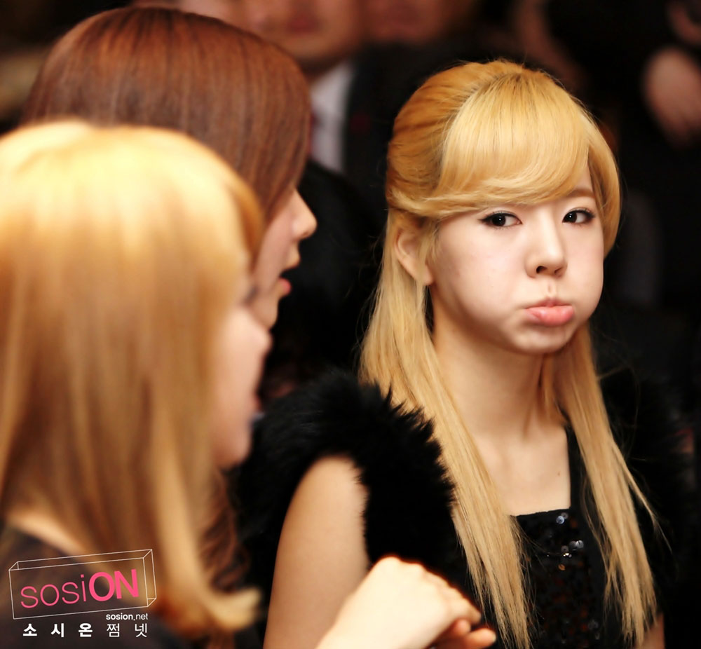 [PICS/GIF] Sunny is chu ~~ Sunny-aegyo