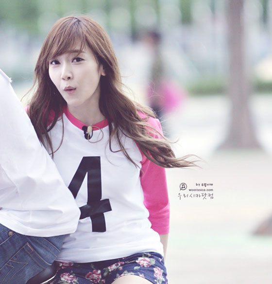 [صور] صور جديده من برنامج Running Man   Running-man-jessica-7