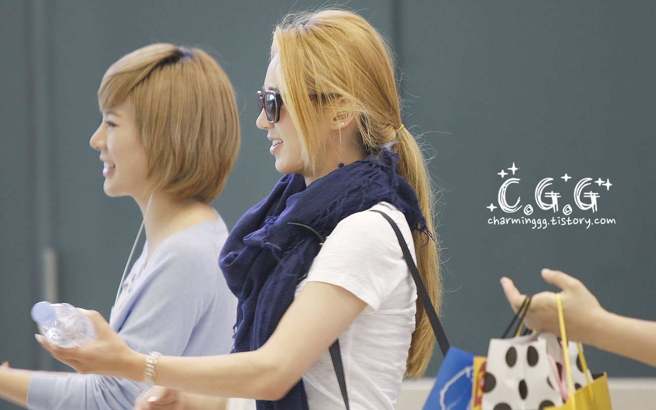 [SNSD][TỔNG HỢP] SNSD @airport Hyoyeon-incheon-airport-2