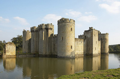 Un paseo tranquilo(Jame Tyrion) Castillo-bodiam-1