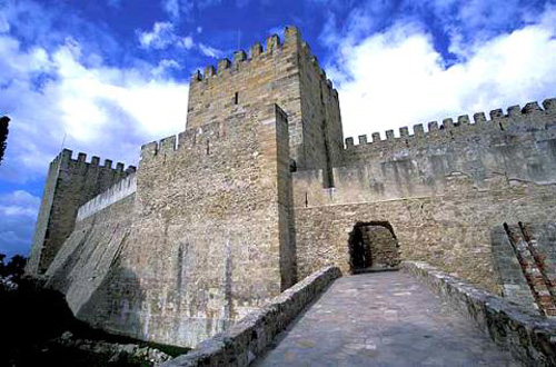 España, el asalto a la Eurocopa - Página 6 Castillo-de-san-jorge-lisboa