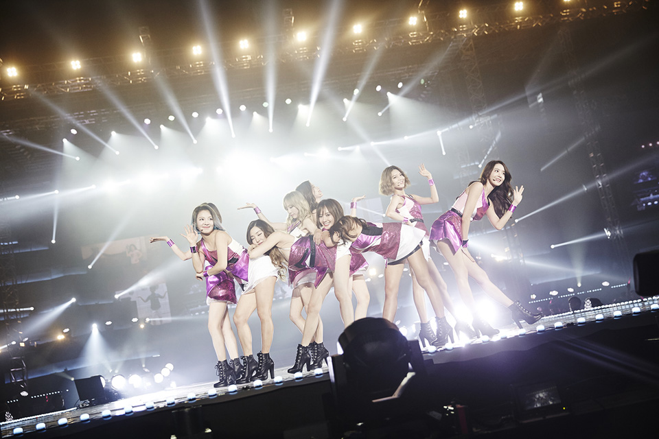 [PIC][21/22-11-2015]Hình ảnh mới nhất từ "GIRLS' GENERATION 4th TOUR – Phantasia – in SEOUL" của SNSD  - Page 3 P1a4p3qahn8pi2gh11hp14lsf33