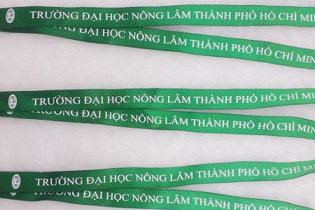 In dây đeo thẻ sinh viên, in bút bi, sổ tay cho sinh viên năm học mới Day-deo-the-sinh-vien-dh-nong-lam-31