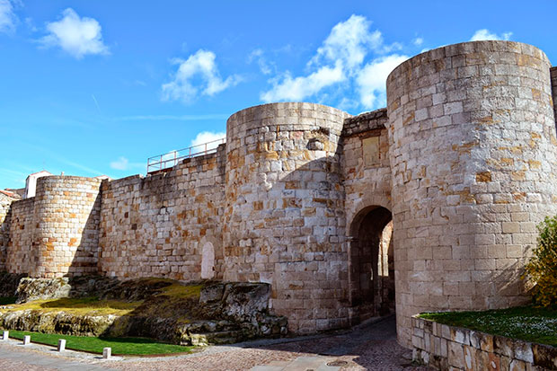 Bloques propuestas salida oficial. La Vuelta "entre todos" Muralla-Zamora