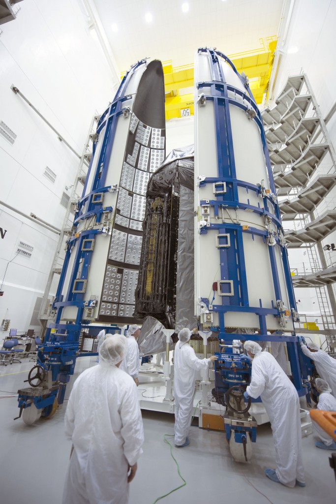 Atlas V 551 (MUOS-4) - 2.9.2015 4-683x1024