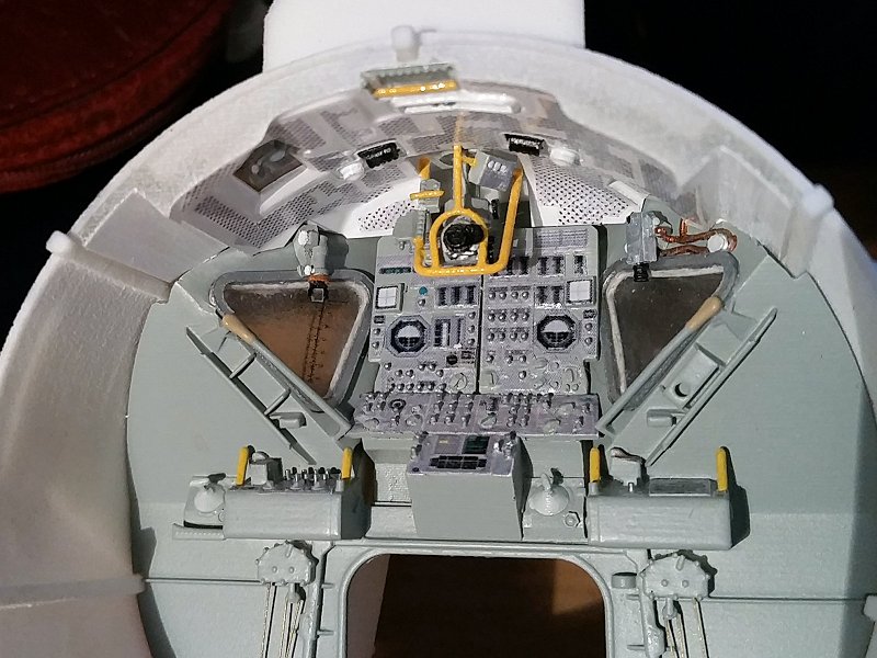 Module lunaire au 1/32 - Page 2 F10A