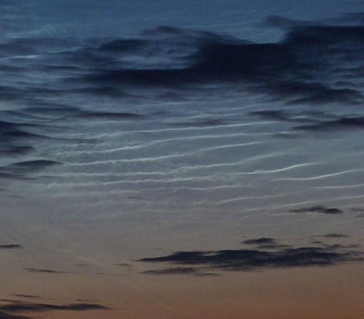 Seguimiento  de Nubes anómalas y fenómenos extraños en el cielo.  Heiko-Ulbricht4_strip