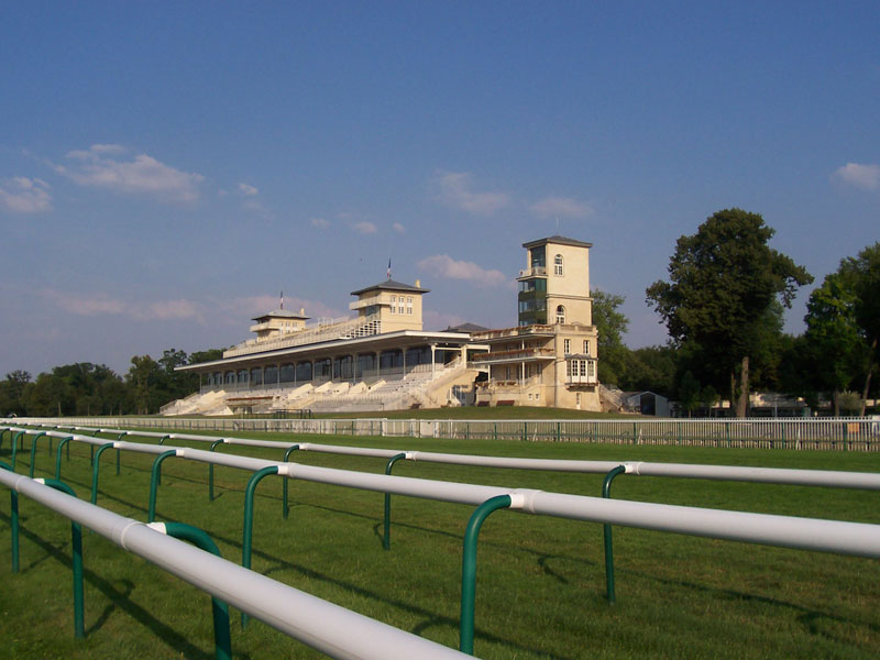 *{ Photo Hippodrome_chantilly