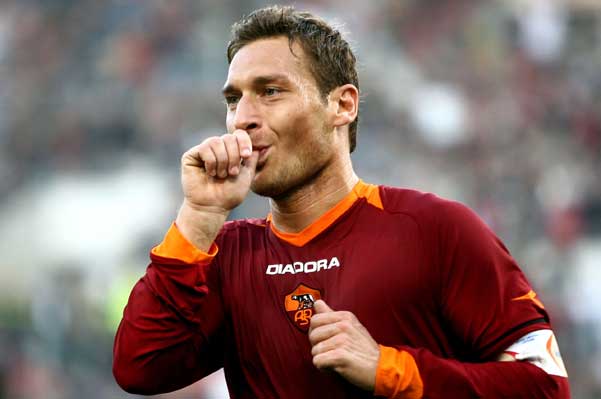 CHAMPIONNAT DE FRANCE Totti-per-caso