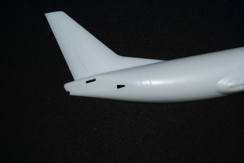 [Minicraft 1/144] Boeing 737-300 "Continental" IMGP0237
