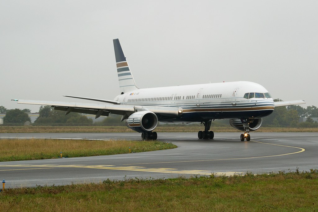 B757 Privilège EC-HDS Le 09.10.2009 IMGP0245