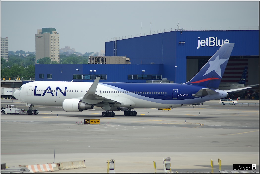 JFK - Terminal 8 le 24 juillet 2013 IMGP2653