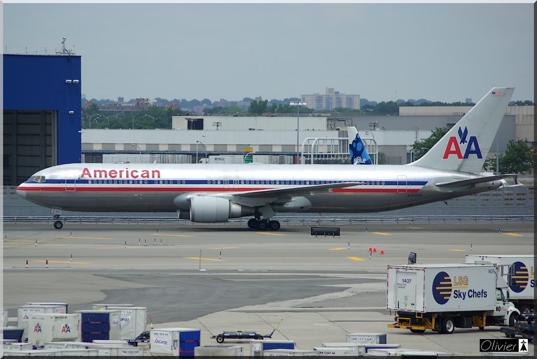 JFK - Terminal 8 le 24 juillet 2013 IMGP2669