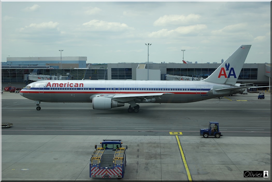 JFK - Terminal 8 le 24 juillet 2013 IMGP2705