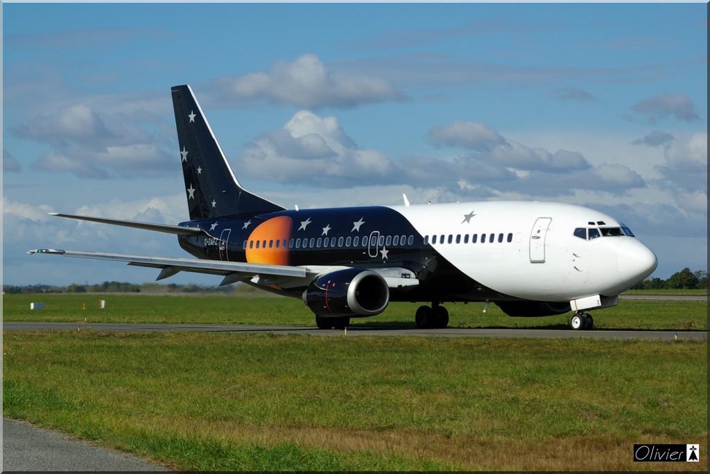 Boeing 737-33A/QC Titan Airways G-ZAPZ le 19 et 21.10.11 IMGP9448