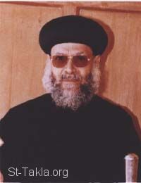 الأنبا ميخائيل مطران أسيوط ورئيس دير أبو مقار Www-St-Takla-org--Coptic-Bishops-M001-HE-Metropolitan-Mikhail