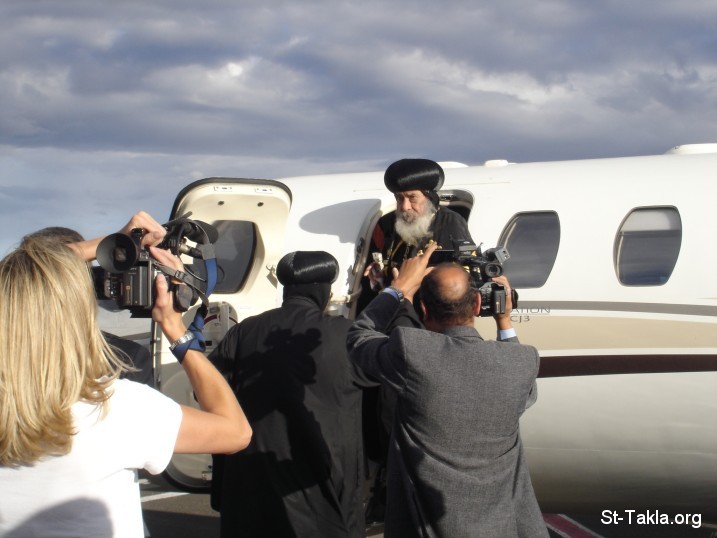            20/10/2008 Www-St-Takla-org__Ethiopia-2008__Arrival-of-Pope-Shenouda-Ethiopia-03