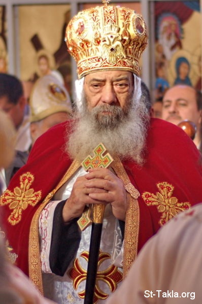 سؤال جميل ومهم جداا Www-St-Takla-org__CopticPope-Shenouda-3rd-Prayers-039