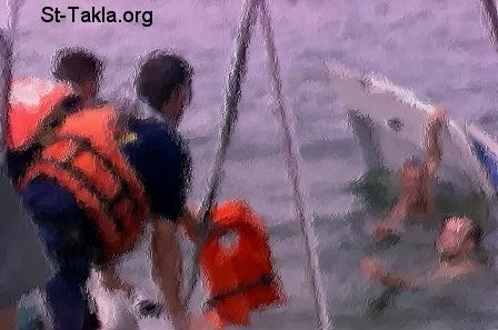  إثنان ماتا لأجلي  St-Takla-org___Saving-Men-Shipwrecked-Boat