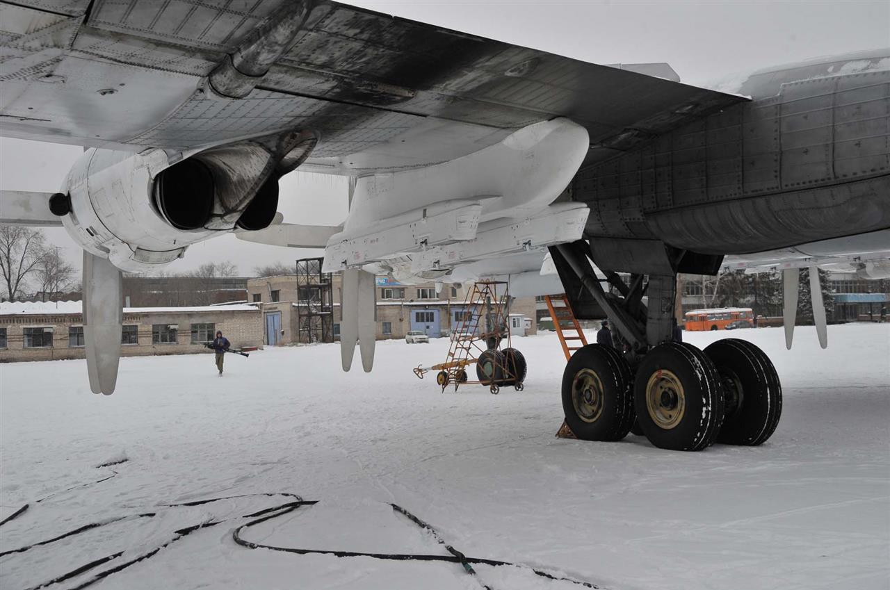 Tupolev Tu-95 y Tu-142  D640b721-711c-4040-a86f-01511693193b