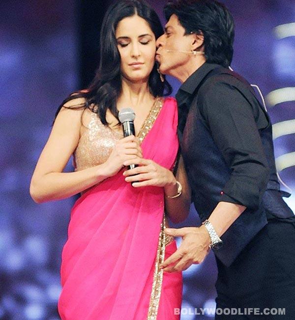 katrina kaif romantic 2015 Shahrukhs-kiss-to-Katrina-280113130128181126