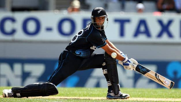 McCullum-Clarke OD Cup | Match 4: AlfaStars vs. Blue Knight Hawks | 05-05-17 | 8 PM IST - Page 17 Grant-Elliott-of-New-Zealand-bats-during-the-third-game-in-the-International-One-Day-series-between-New-Zeala