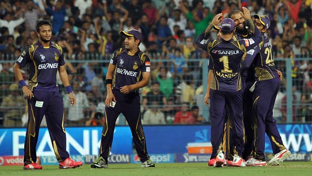 CwSim Exhibition Match - Page 3 KKR-players-celebrate-fall-of-wicket-during-the-IPL-match7