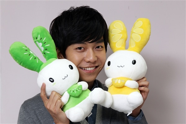 صور الممثل والمغني الكوري Lee Seung Ki (Lee Seung Gi) Seung-Gi47