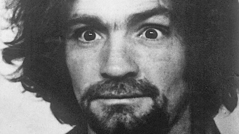 BREAKING: Convicted mass murderer Charles Manson dies aged 83 Charles-Manson-490x276