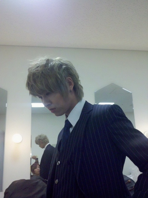  [OFFICIAL] 120226 ZE:A Japan Blog Update O0480064011817826795