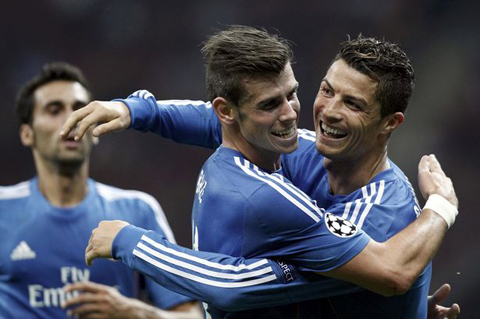 Những điểm nóng chiến thuật quyết định trận Juve-Real Cristiano-ronaldo-celebrates-a-goal-with-team-mate-gareth-bale-2281212