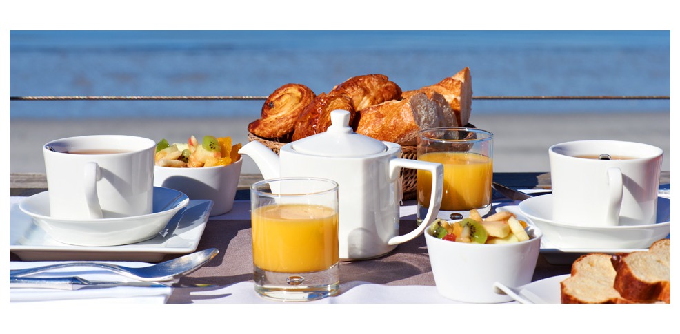 Petit déjeuner ! - Page 38 562347_986_485_FSImage_1_LesSablesBlancs_PDJ