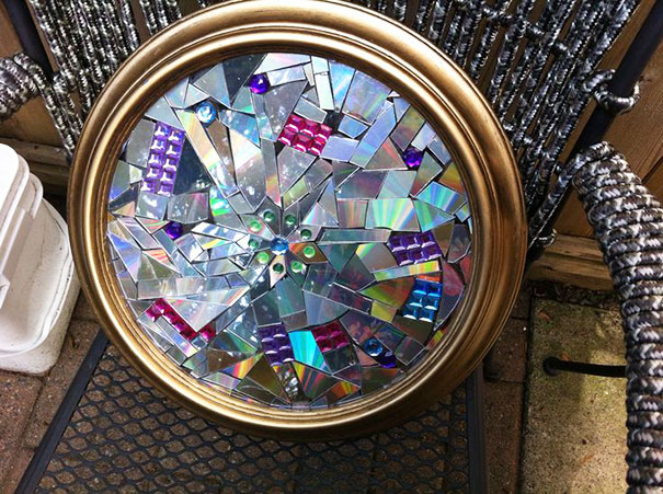 Brilliant DIY Ideas How To Recycle Your Old CD’s Recycled-diy-old-cd-crafts-7__605