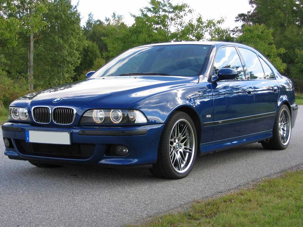 Everyone loves an 'M' Powered Car 2003_bmw_m5_4_dr_std_sedan-pic-25042