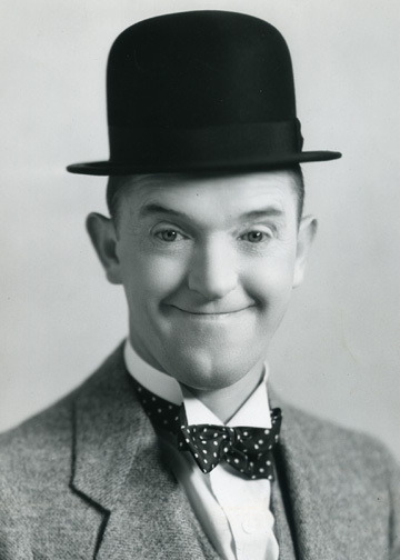 Efemérides - Página 16 Stan-laurel-823250l