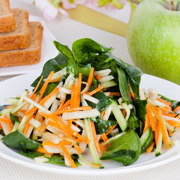 Salade de carottes râpées et de pomme verte I77753-salade-de-carottes-rapees-et-de-pomme-verte