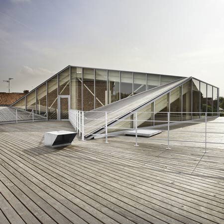 La Médiateque de Proville by TANK Architectes Dzn_La-M%C3%A9diateque-de-Proville-by-TANK-architects-13